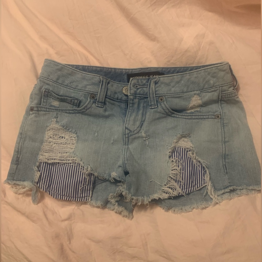 Express shorts